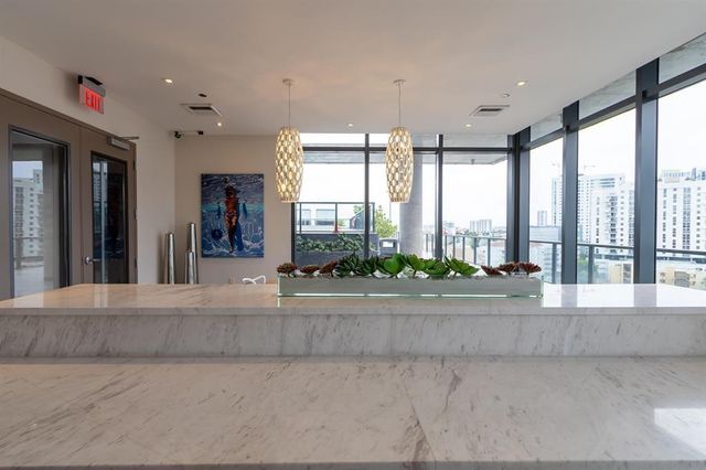 201 SW 17th Road 602, Miami, FL 33129