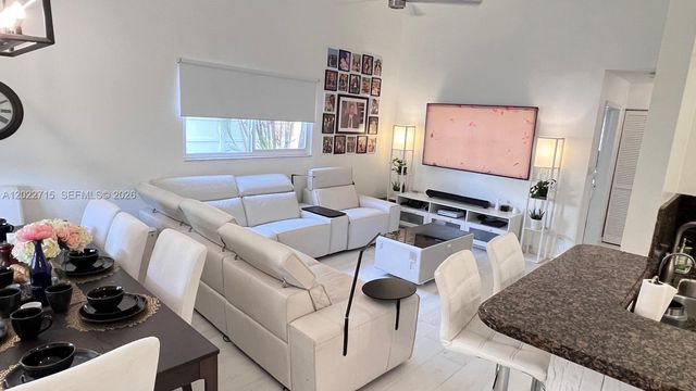 10669 Boca Entrada Blvd, Boca Raton, FL 33428