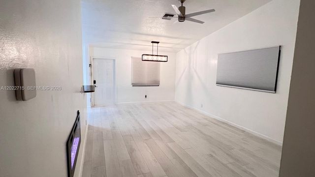 10669 Boca Entrada Blvd, Boca Raton, FL 33428