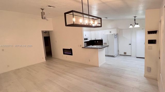 10669 Boca Entrada Blvd, Boca Raton, FL 33428