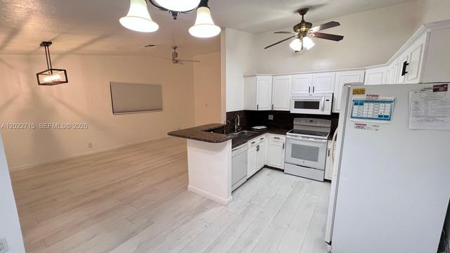 10669 Boca Entrada Blvd, Boca Raton, FL 33428