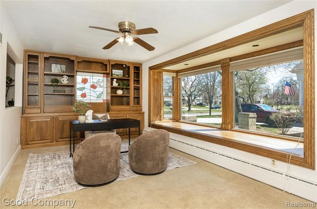 2135 Vinsetta Boulevard, Royal Oak, MI 48073