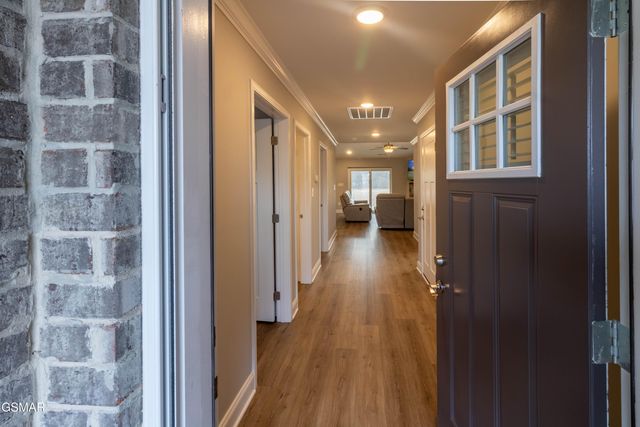 712 Snowflower Circle, Pigeon Forge, TN 37863