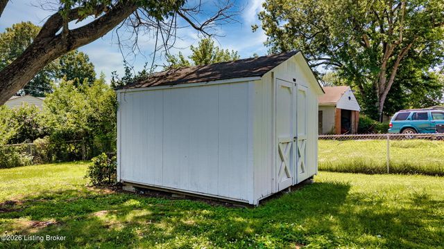 7507 Pintail Dr, Louisville, KY 40258