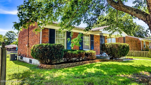 7507 Pintail Dr, Louisville, KY 40258
