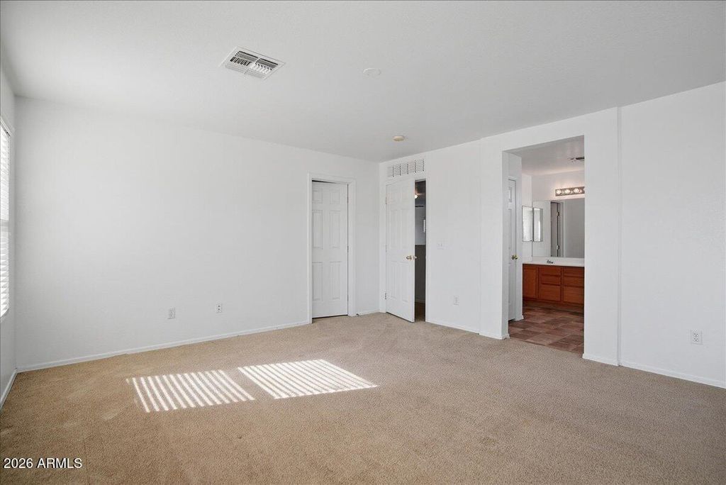 Image 11 of property listing at 19705 E EMPEROR Boulevard, Queen Creek, AZ 85142