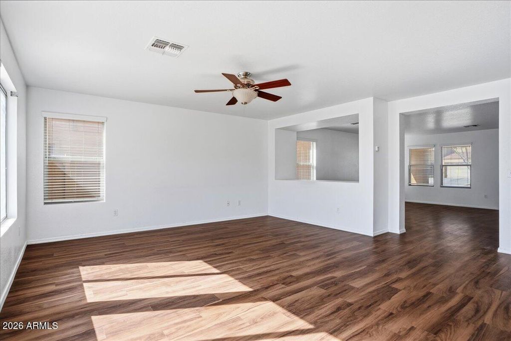 Image 6 of property listing at 19705 E EMPEROR Boulevard, Queen Creek, AZ 85142