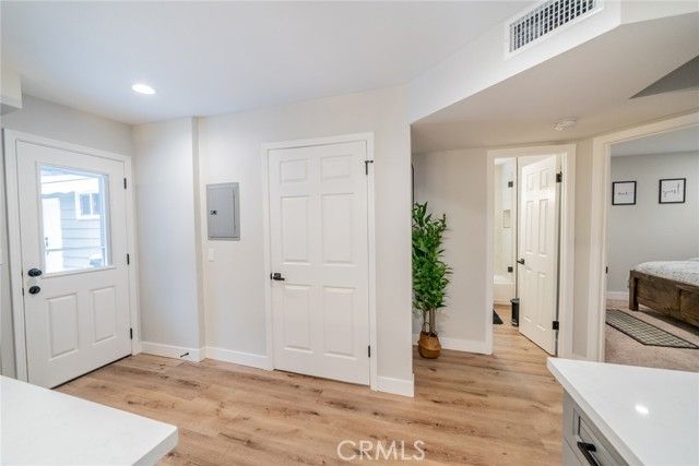 707 Rocky, Crestline, CA 92325