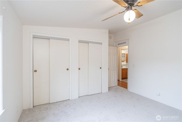 600 NE Saturn Lane, Bremerton, WA 98311