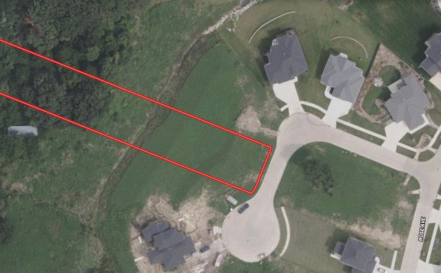 5815 Rose Circle, Des Moines, IA 50321