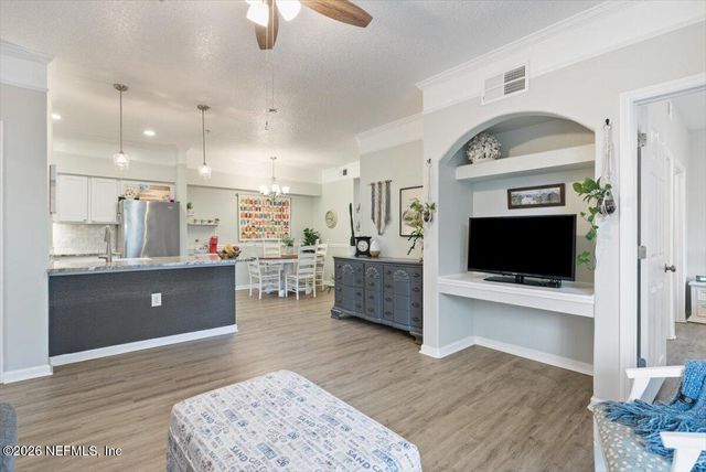 8550 TOUCHTON Road 918, Jacksonville, FL 32216