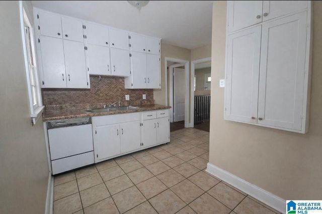 1429 33RD STREET ENSLEY, Birmingham, AL 35218