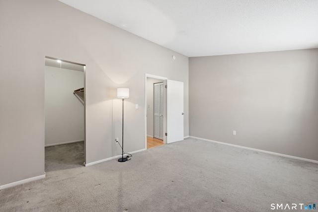 220 Main Street 2J, New Hartford, CT 06057