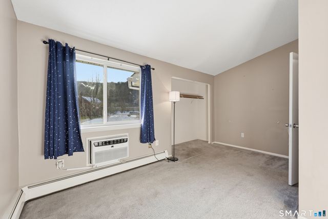 220 Main Street 2J, New Hartford, CT 06057