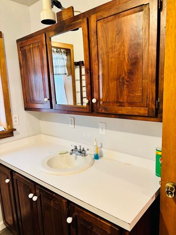 1265 Thornton Road, Russell Springs, KY 42642