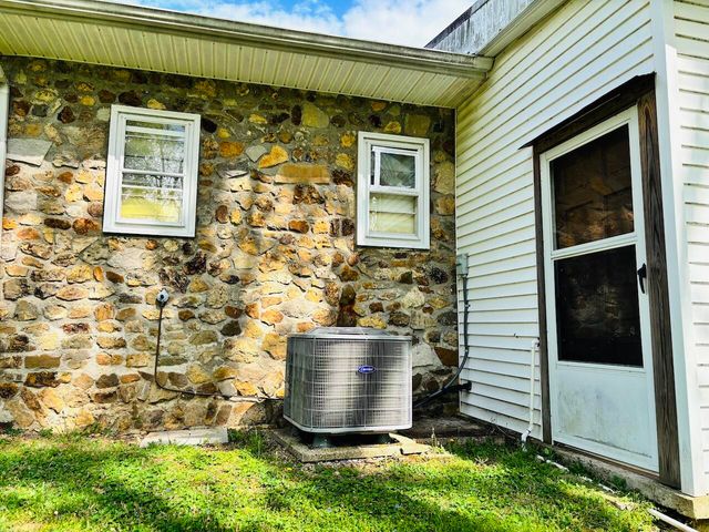 1265 Thornton Road, Russell Springs, KY 42642