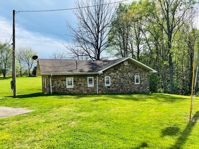 1265 Thornton Road, Russell Springs, KY 42642