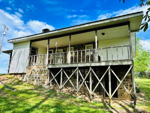1265 Thornton Road, Russell Springs, KY 42642