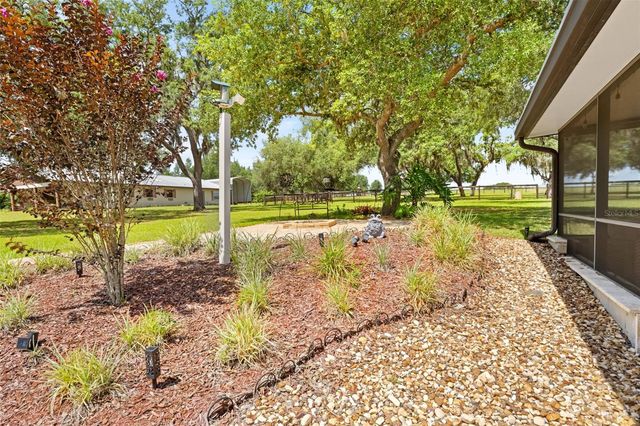 19509 PASO FINO WAY, Dade City, FL 33523