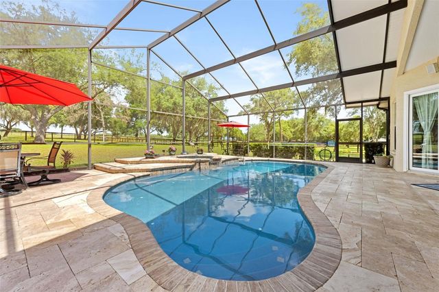 19509 PASO FINO WAY, Dade City, FL 33523
