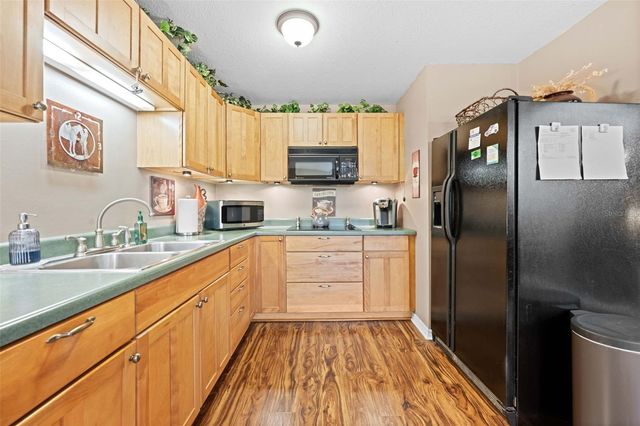 19509 PASO FINO WAY, Dade City, FL 33523
