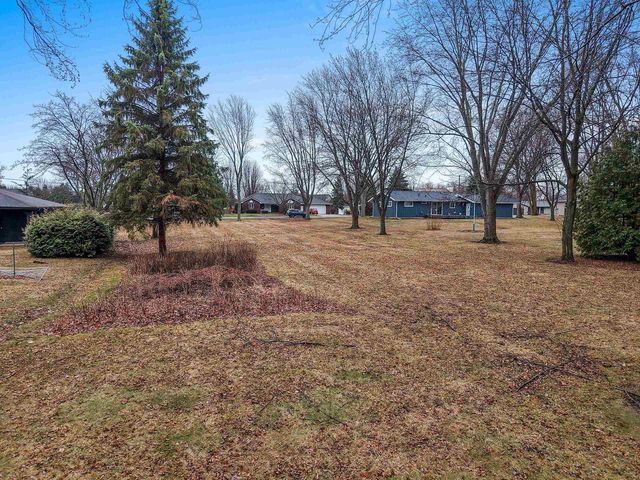 OTTE COURT, Appleton, WI 54915