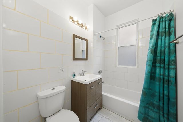 4847 W Washington Boulevard, Chicago, IL 60644