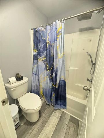 754 lobdale Falls Drive, Lawrenceville, GA 30045