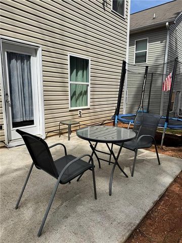 754 lobdale Falls Drive, Lawrenceville, GA 30045