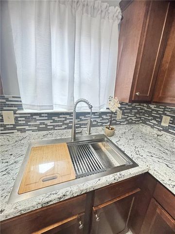 754 lobdale Falls Drive, Lawrenceville, GA 30045