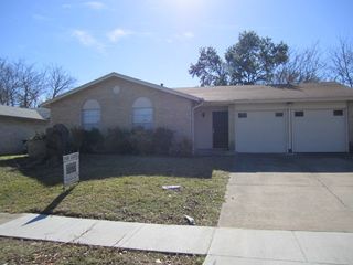 1530 Rockbrook Street, Lancaster, TX 75134
