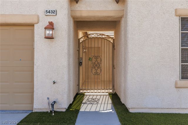 5432 Roaring Surf Drive, North Las Vegas, NV 89031
