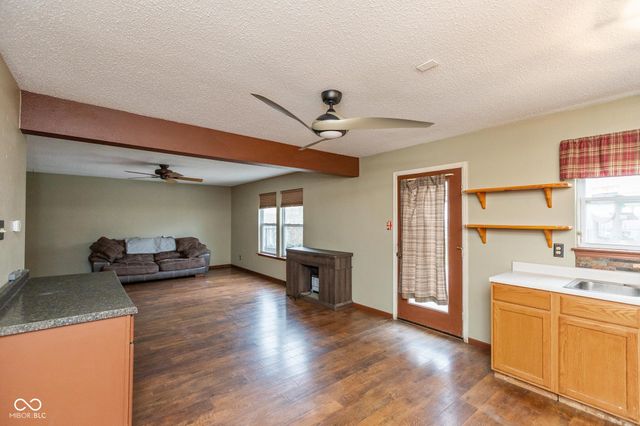 8752 Browns Valley Court, Indianapolis, IN 46113