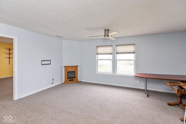 8752 Browns Valley Court, Indianapolis, IN 46113