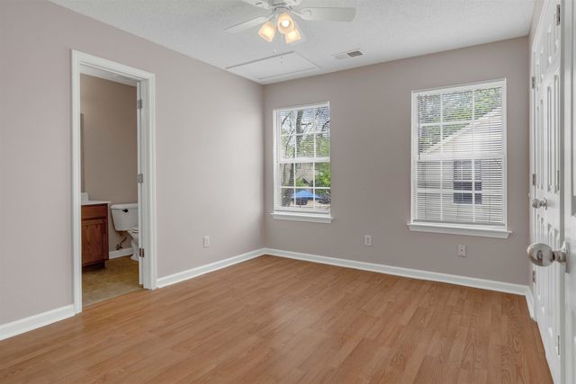 1092 E MONTEBELLO CIR, Memphis, TN 38018