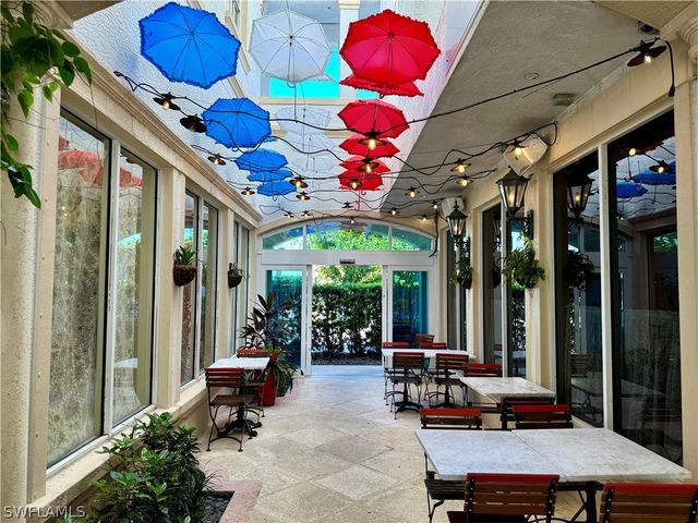 365 5th AVE S 303, Naples, FL 34102