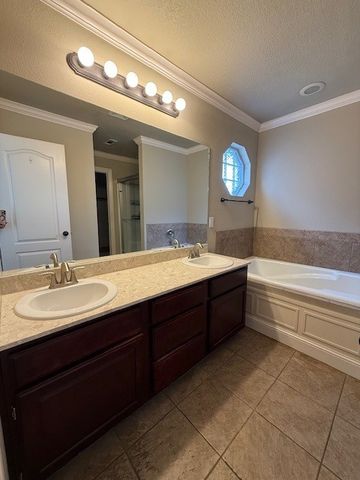 1316 W Fir Street, Rogers, AR 72758