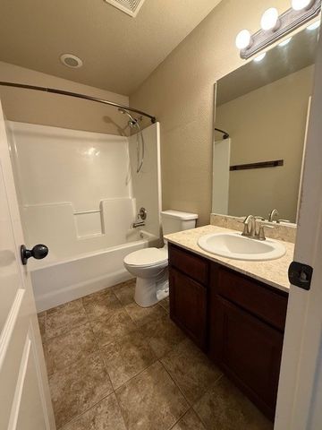 1316 W Fir Street, Rogers, AR 72758