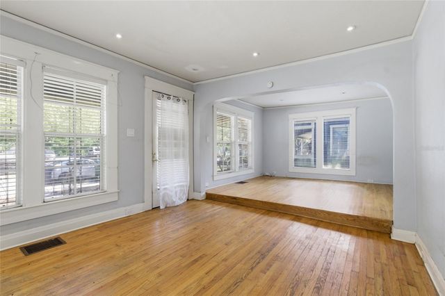 917 E 26TH AVENUE, Tampa, FL 33605