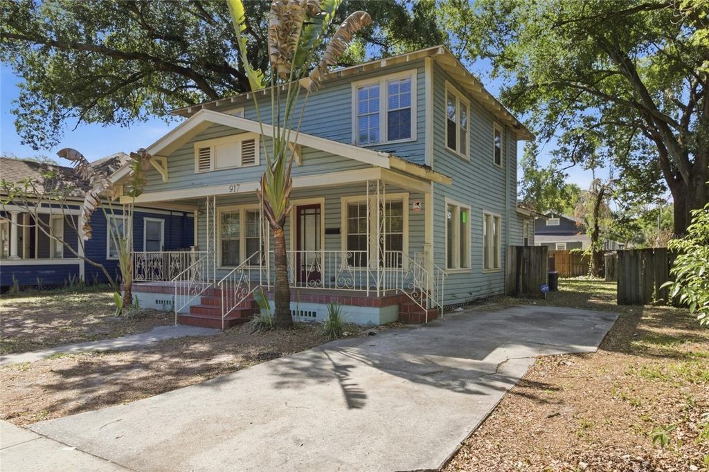 Image 2 of property listing at 917 E 26TH AVENUE, Tampa, FL 33605