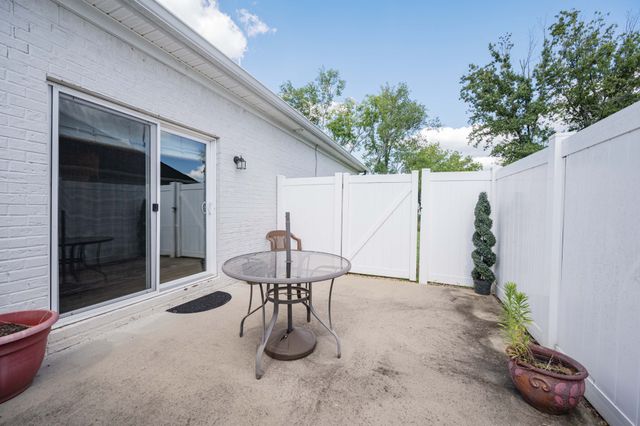 3520 Pershing Dr, Murfreesboro, TN 37129