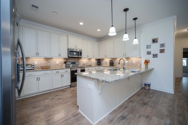 3520 Pershing Dr, Murfreesboro, TN 37129