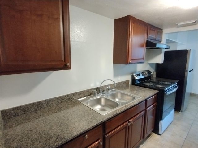 5154 Markwood Lane, Houston, TX 77053