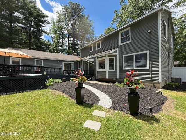 23 Sycamore Drive, Queensbury, NY 12804