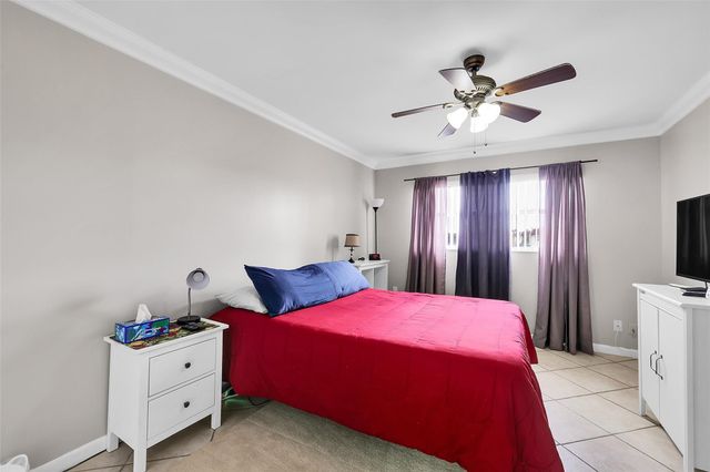 8861 Sunrise Lakes Blvd 305, Sunrise, FL 33322