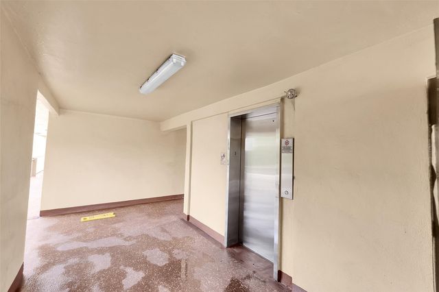 8861 Sunrise Lakes Blvd 305, Sunrise, FL 33322