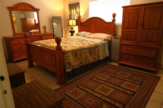 14333 Memorial Drive 64, Houston, TX 77079