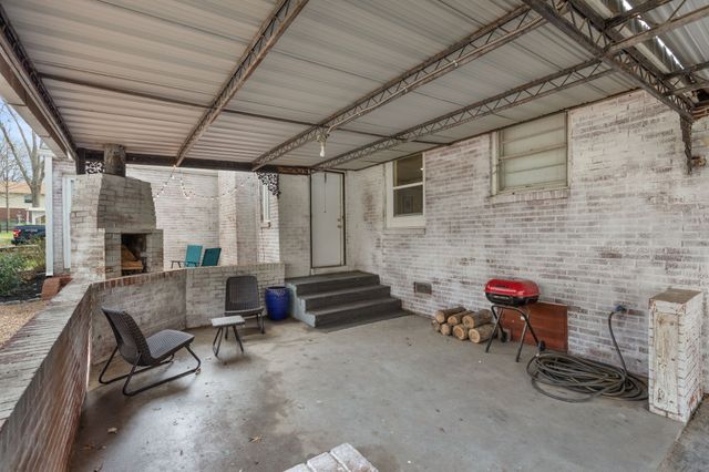805 Woodland Drive, Lebanon, TN 37087