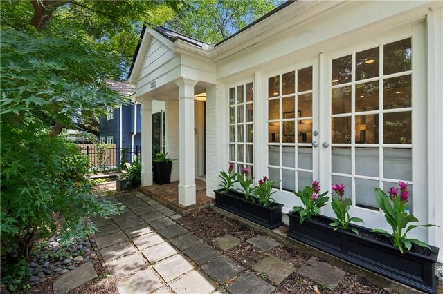 355 8th Street NE, Atlanta, GA 30309