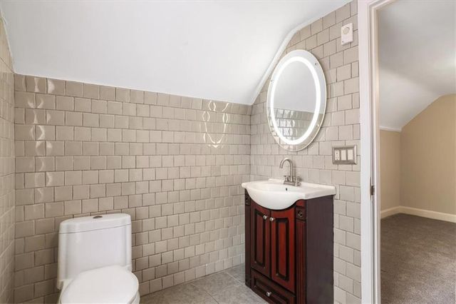 4601 State Line Road, Kansas City, MO 64112